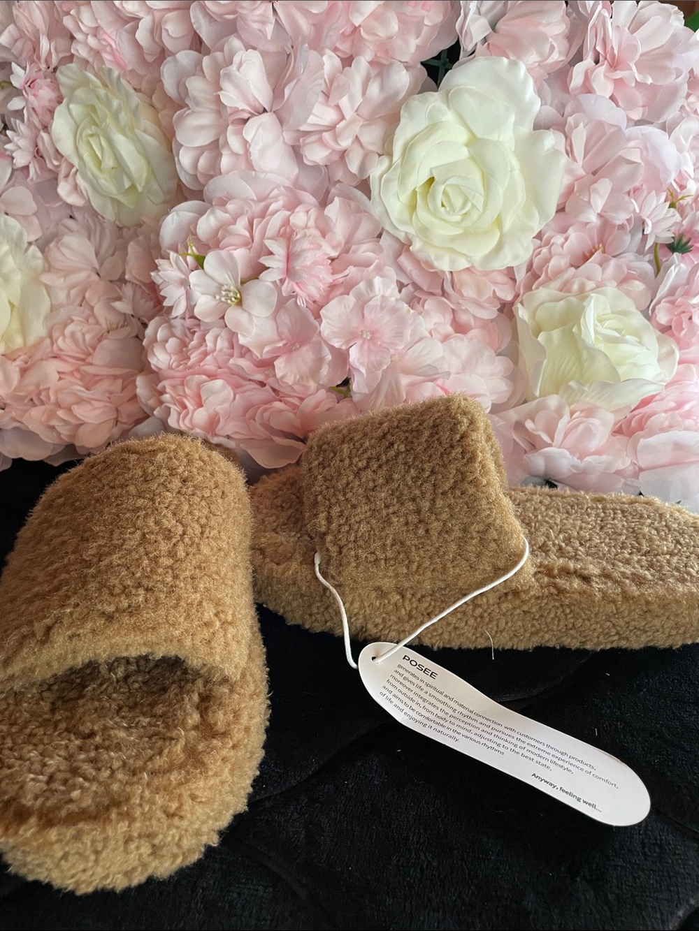 Posse Teddy Fleece Slide Slippers in Camel Brown
